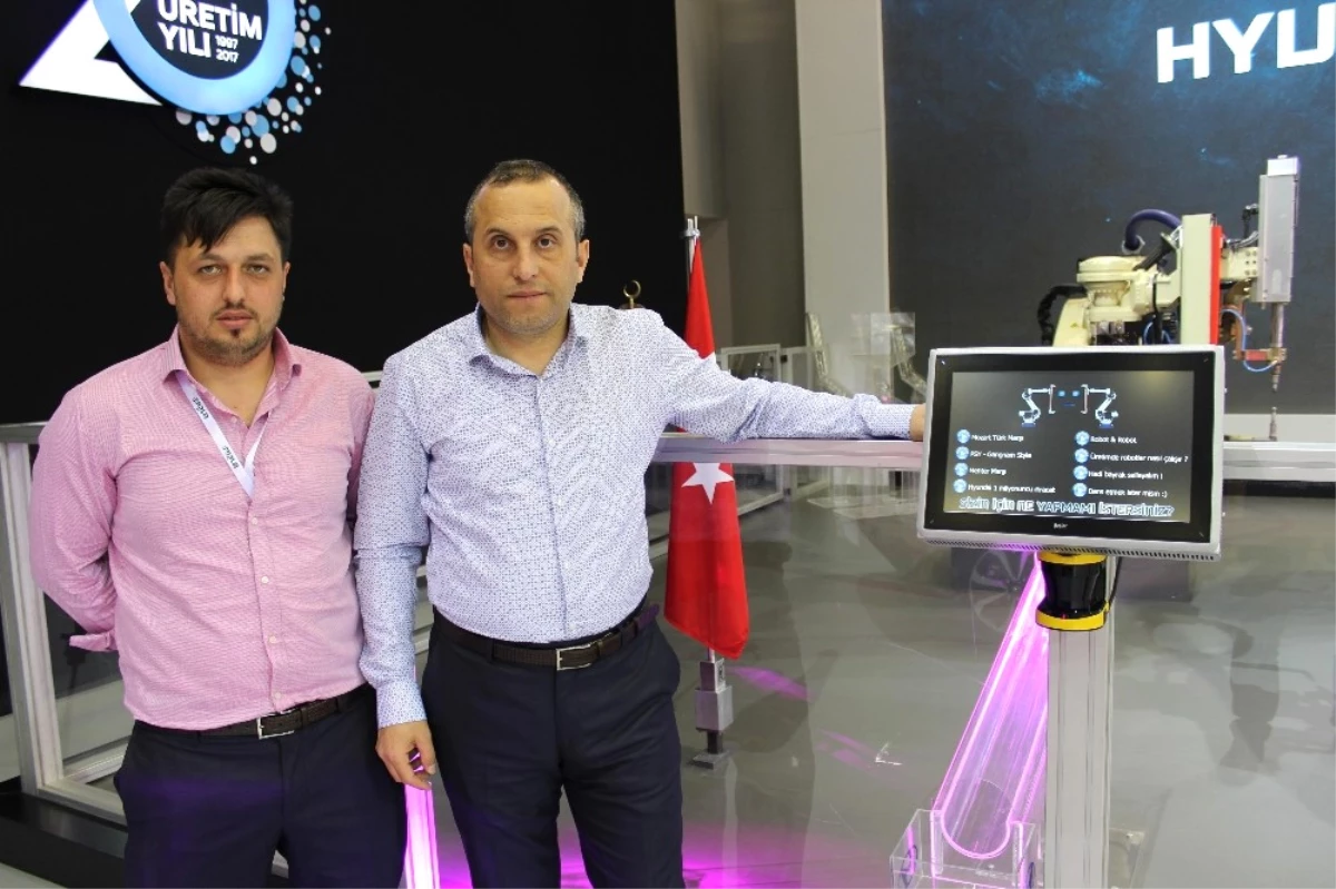 İstanbul Autoshow\'da Robot Şov