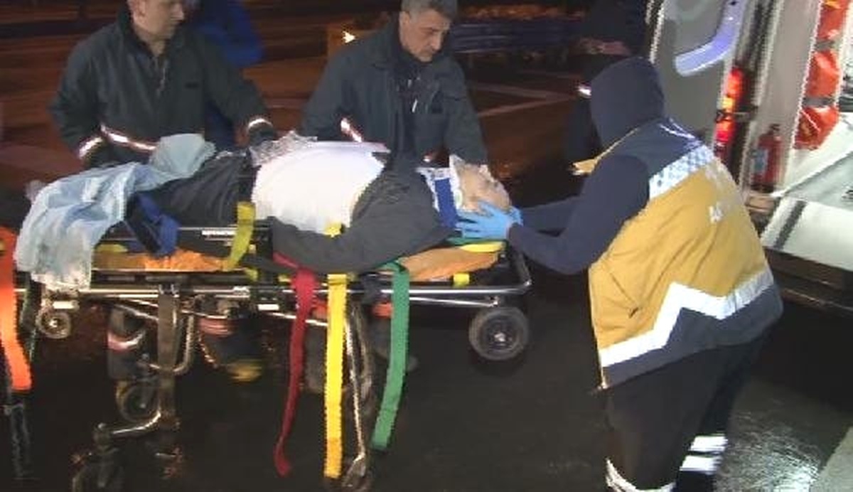 İstanbul\'da Trafik Kazası: 1 Kişi Ağır Yaralı