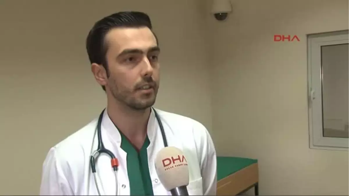 Izmir Doktor Adayları Simüle Hastalarla Pratik Yapıyor