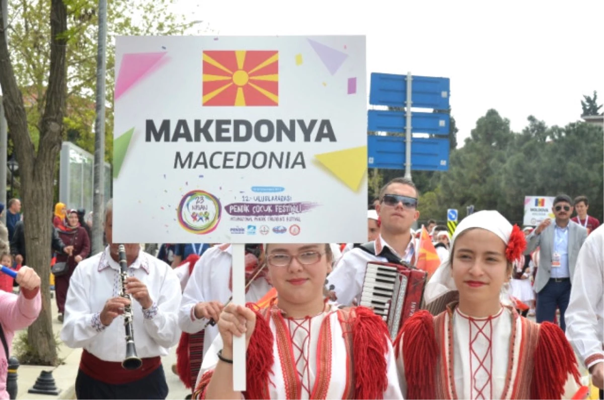 Makedonya\'da 23 Nisan Ulusal Egemenlik ve Çocuk Bayramı Coşkuyla Kutlandı