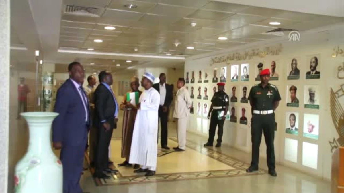 Nijerya Savunma Bakanı Ali Sudan\'da