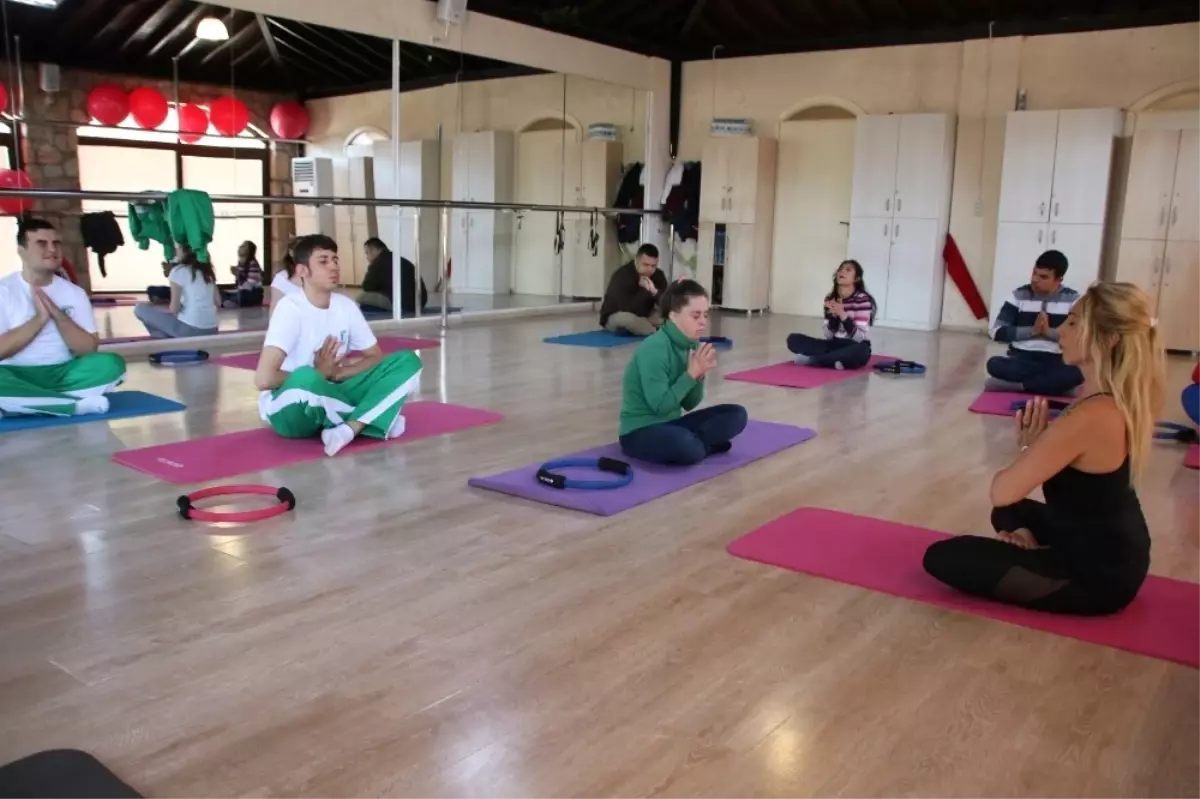 Özel Öğrencilere Pilates ve Yoga Dersleri