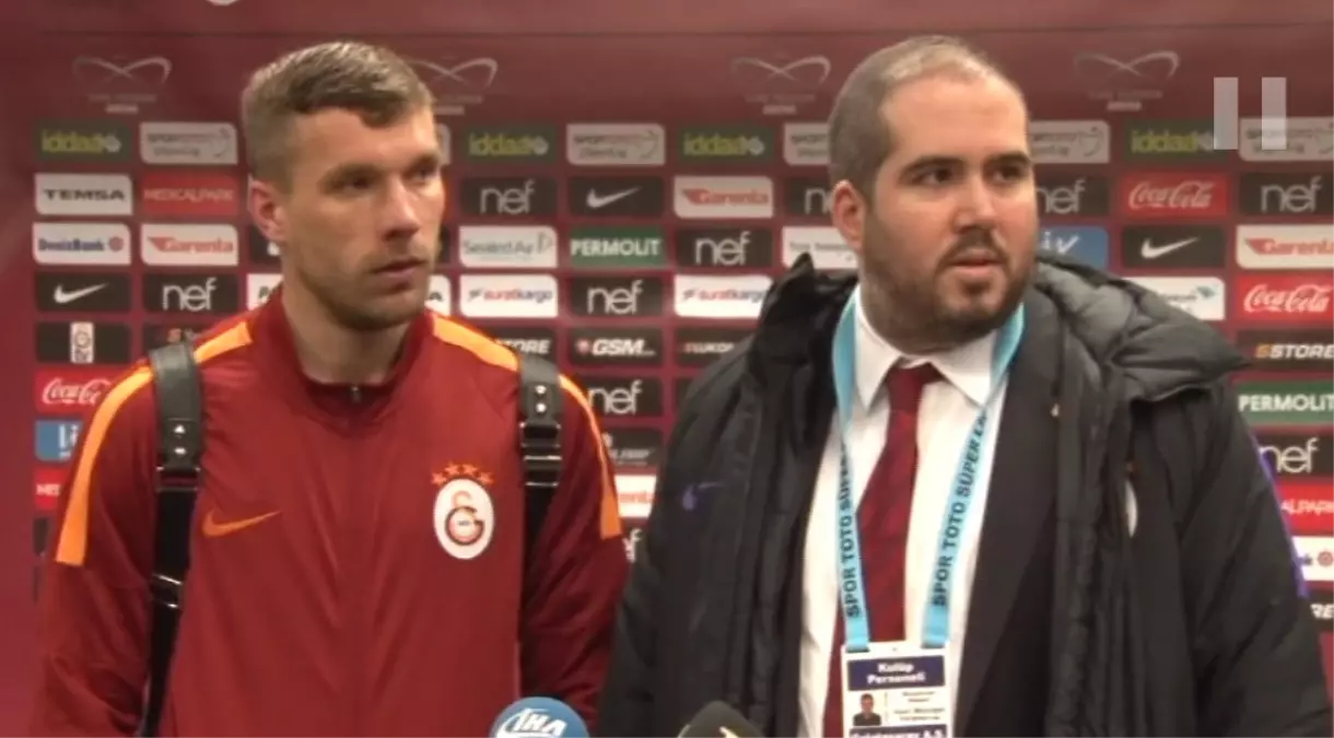 Podolski: "İki, Üç Gömlek Düşük Bir Takıma Karşı Yenilmek Üzdü"