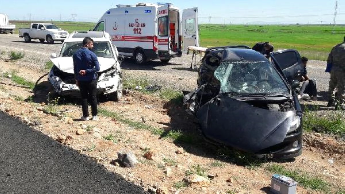 Şırnak\'ta Kaza: 1 Polis Öldü, 2\'si Polis 4 Yaralı