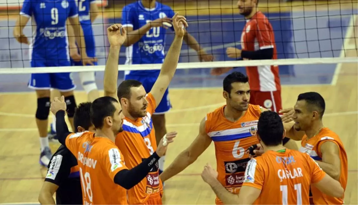 Voleybol: Efeler Ligi Klasman Etabı