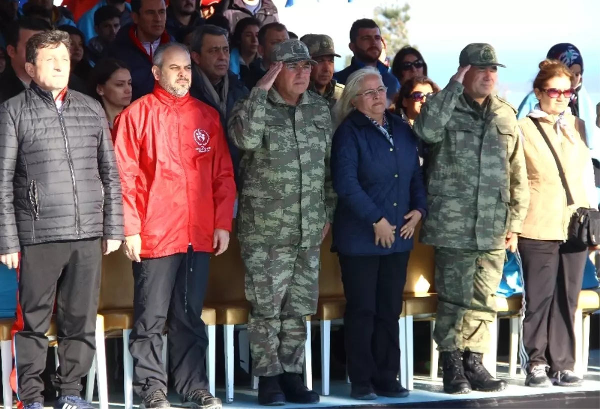 57. Alay Sancağı Törenle Teslim Edildi