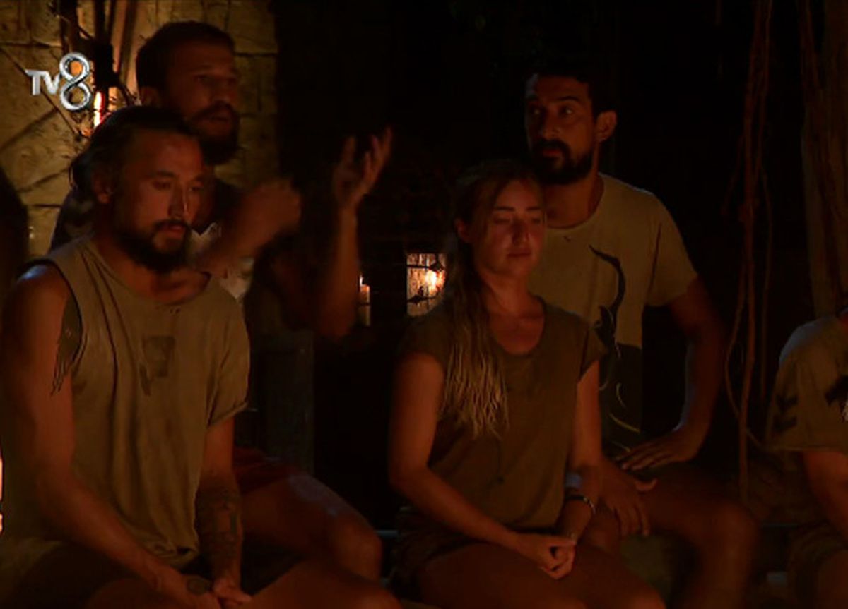 Adem ve Serhat Eski Defterleri Açtı! Konseyde Gerildiler