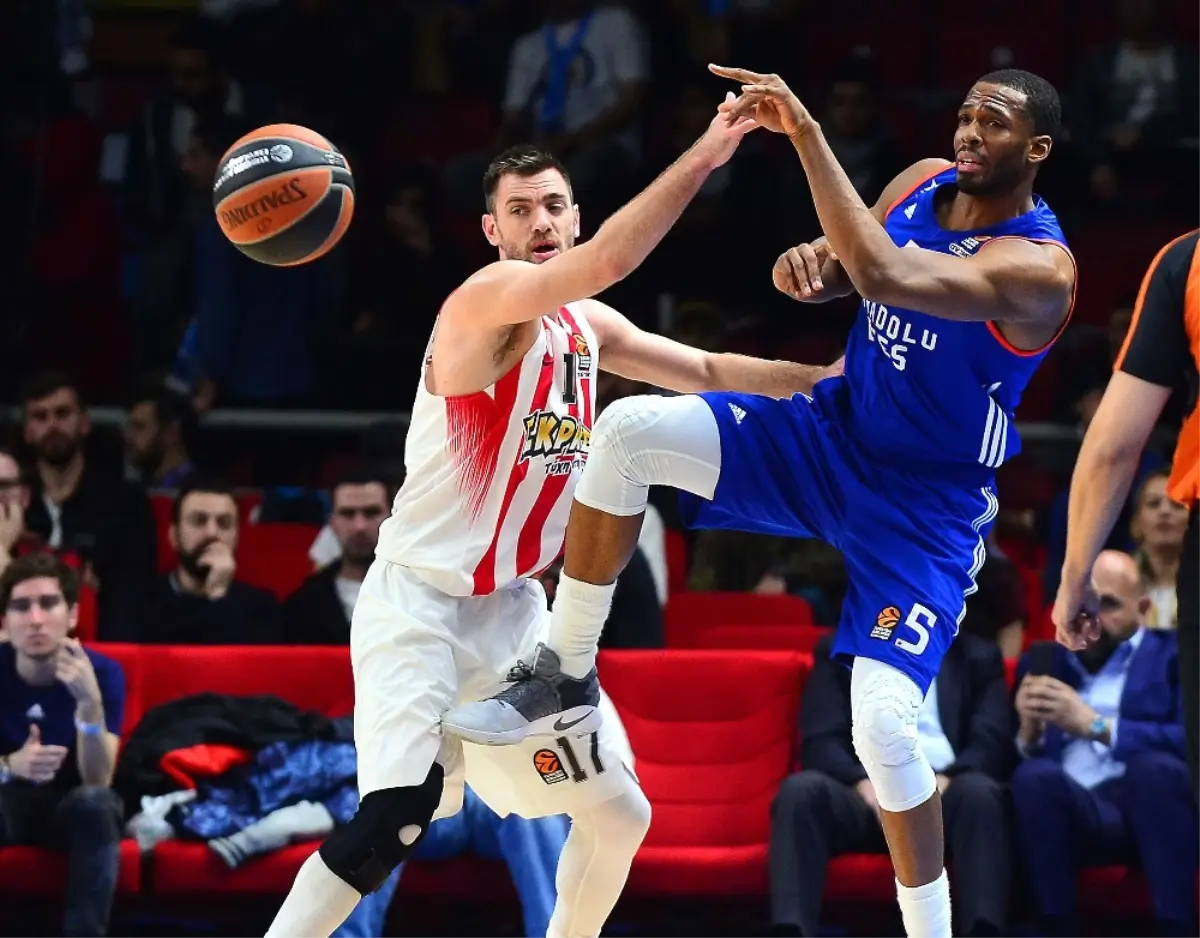 Anadolu Efes Seride Öne Geçmek Istiyor