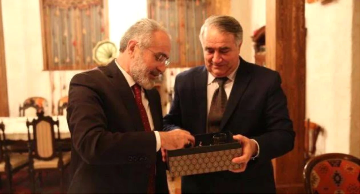 Azerbaycan\'ın Kurucusu Mehmed Emin Resulzade\'nin Torunu Ankara\'ya Geliyor