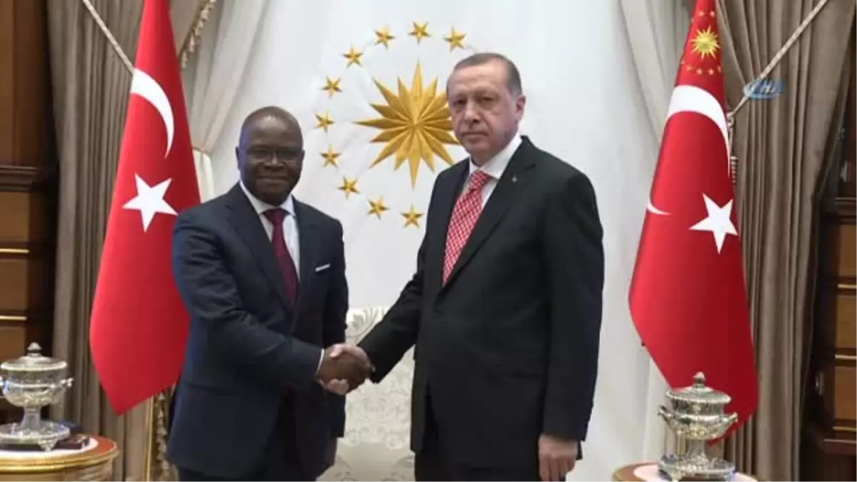 Cumhurbaşkanı Erdoğan Benin Dışişleri Bakanı Aurelien Agbenonci\'yi Kabul Etti