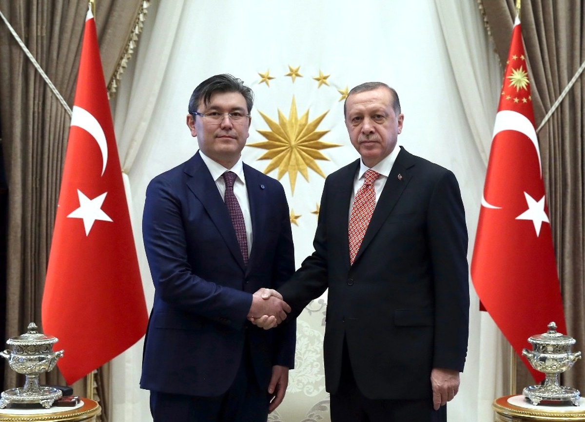 Cumhurbaşkanı Erdoğan, Kazakistan Büyükelçisi Saparbekuli\'yi Kabul Etti