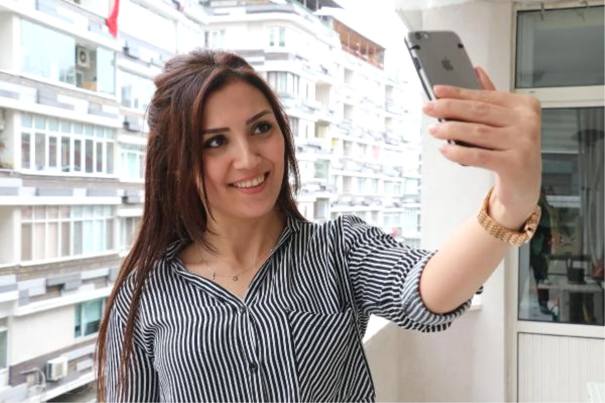 Doç. Dr. Akbaş: Selfie Çıktı Estetik Operasyonlar Arttı