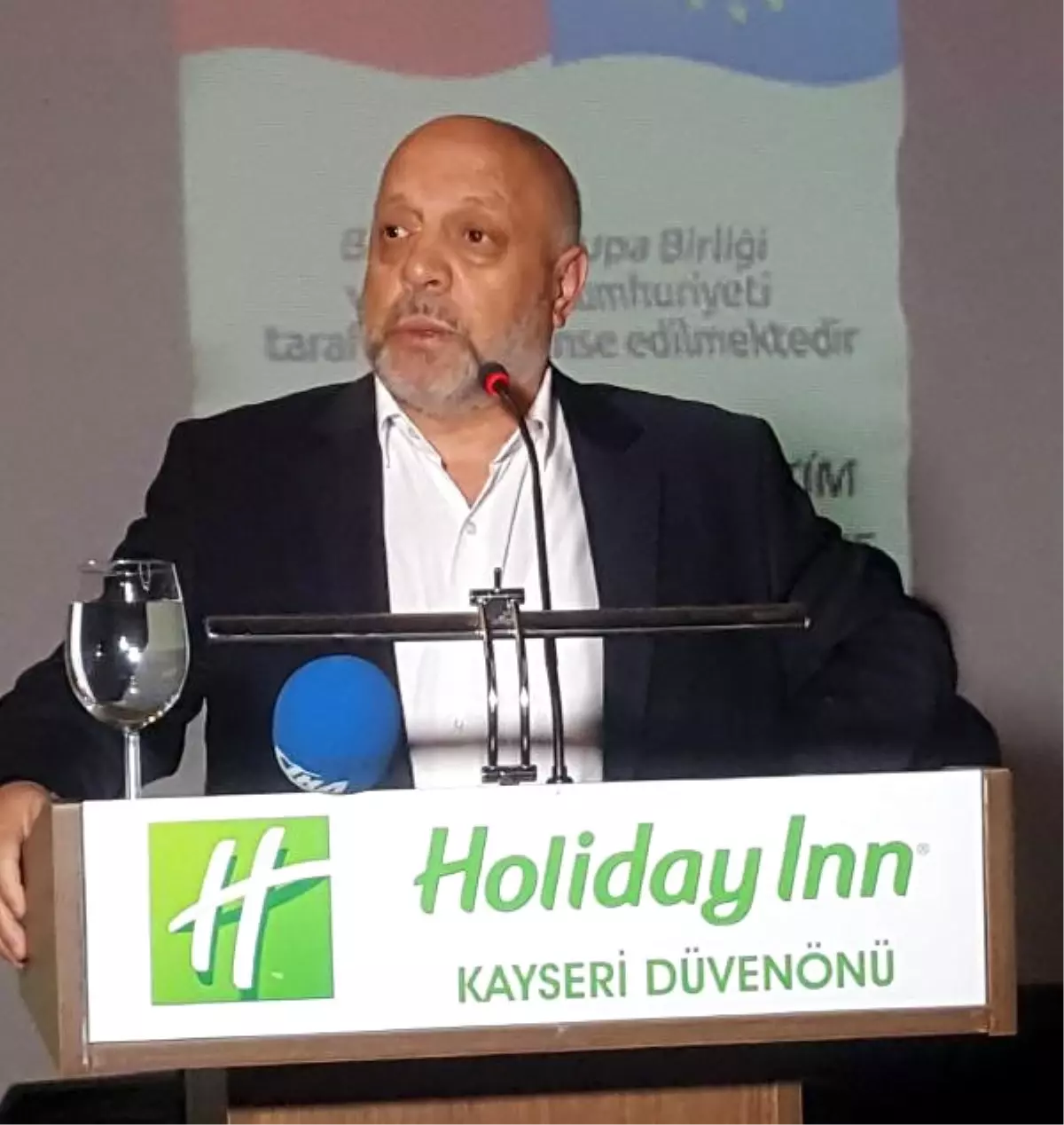 Hak-İş Başkanı Arslan: İşveren, Vasıflı İşçiyi Asgari Ücretle Çalıştırmak İstiyor