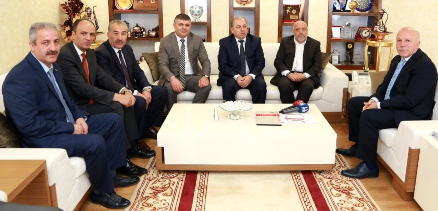 Hak-İş Konfederasyonu Genel Başkanı Arslan\'dan Başkan Sekmen\'e Ziyaret