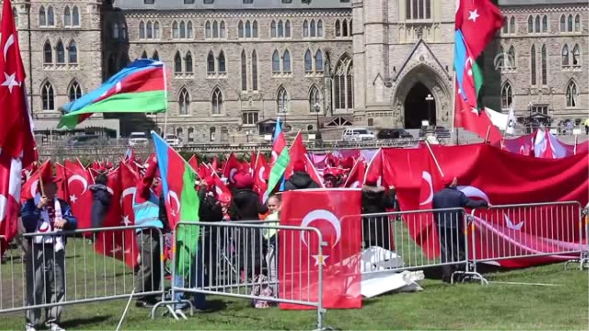 Kanadalı Ermenilerin Sözde Soykırım Protestosu Sönük Geçti