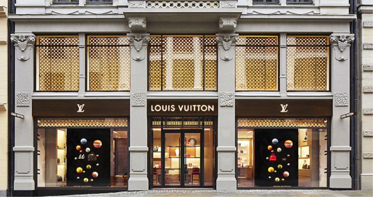 Louis Vuitton Christian Dior\'u Satın Aldı