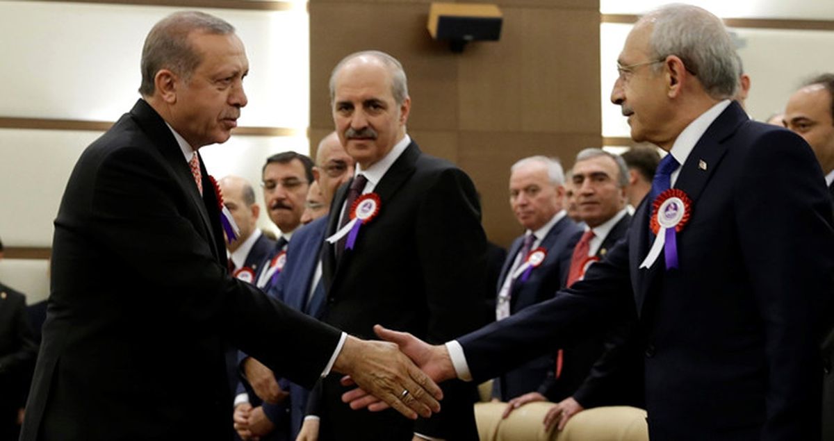 Referandumun Ardından Erdoğan ve Kılıçdaroğlu El Sıkıştı