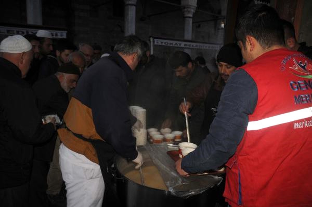 Tokat\'ta \'57\'nci Alay Çanakkale Vefa\' Yürüyüşü