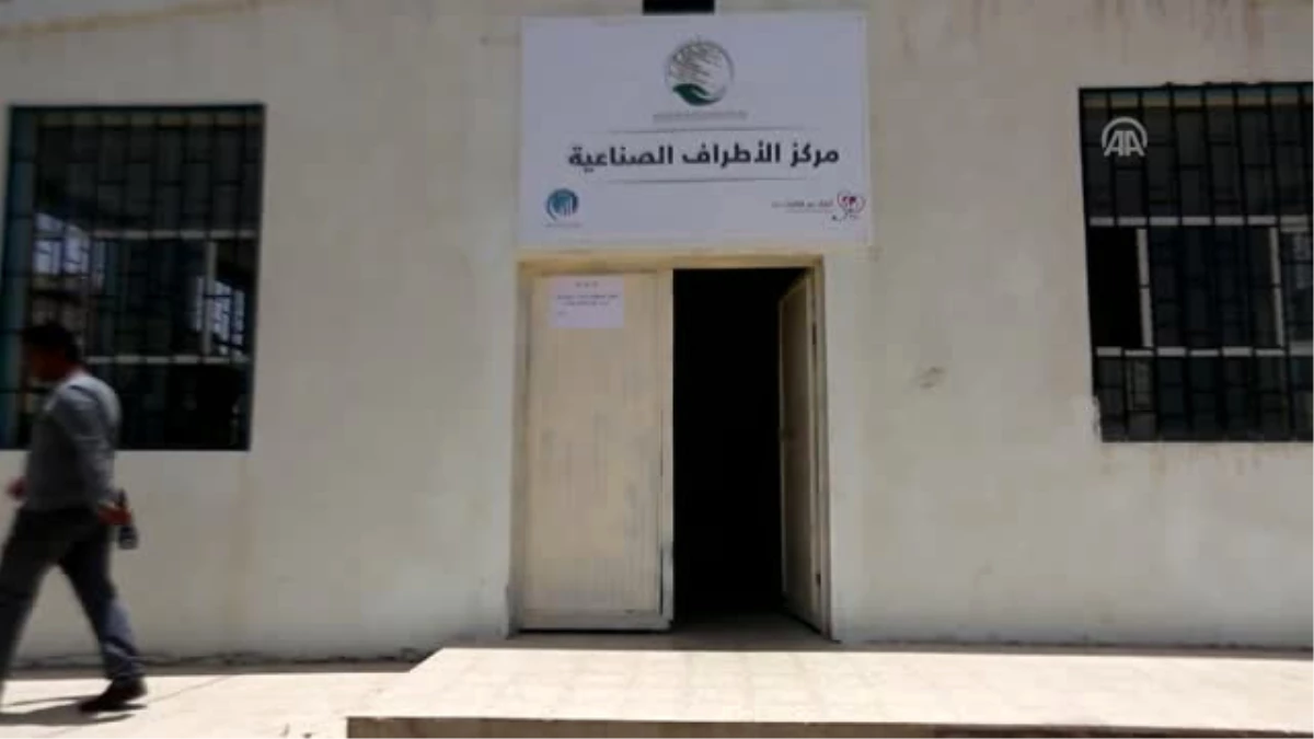 Yemen\'de Protez Merkezi
