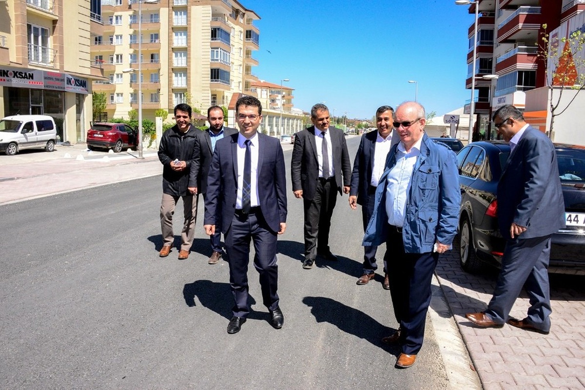 Yeni İlçe Garajı Güzergahında Asfalt ve Düzenleme Çalışmaları Yapıldı