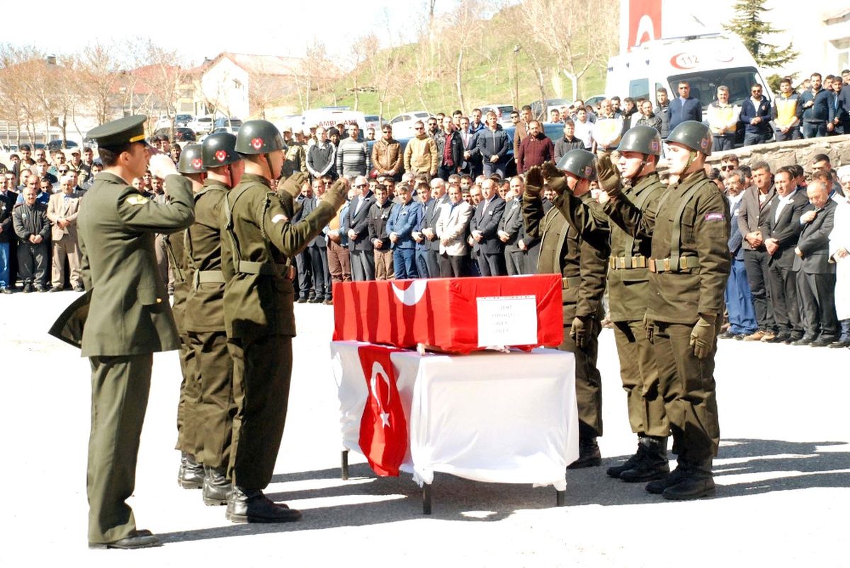 Ağrılı Şehit Için Bitlis\'te Tören Düzenlendi