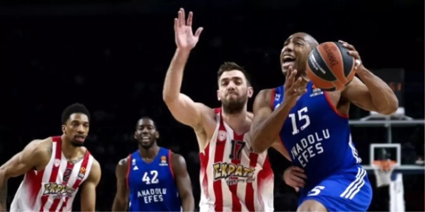 Anadolu Efes\'ten Bir Başarı Daha