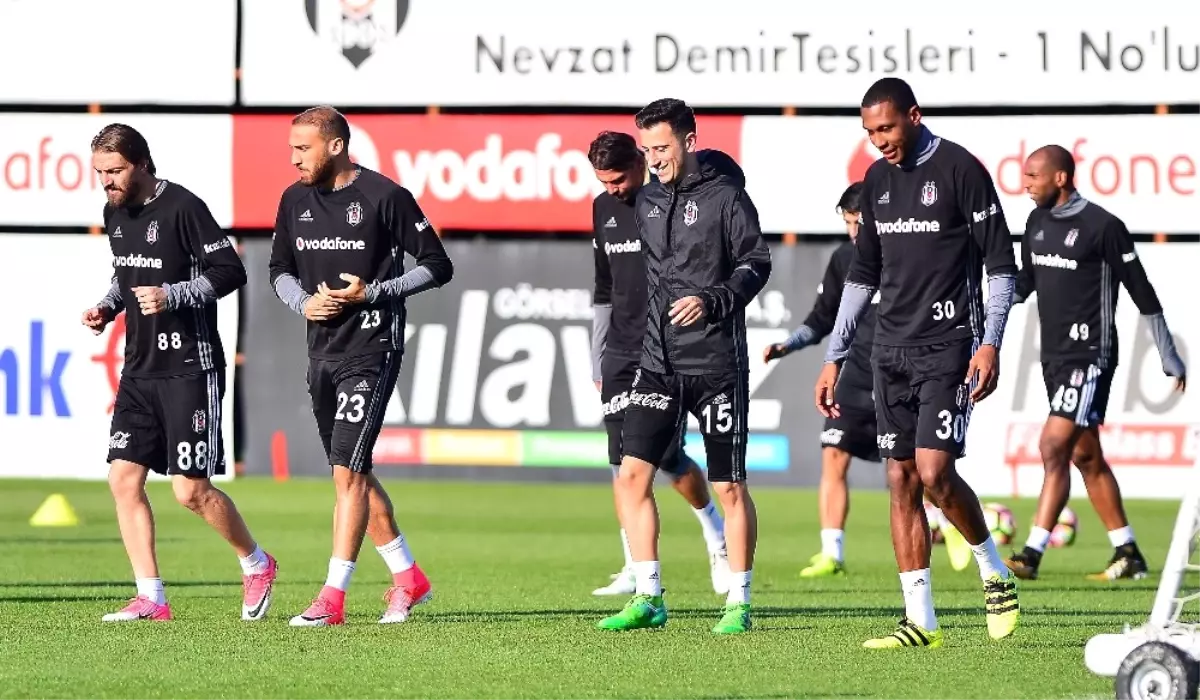 Beşiktaş, Medipol Başakşehir Maçı Hazırlıklarına Başladı