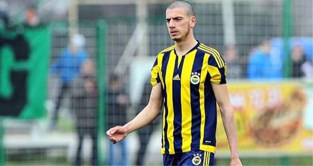 Beşiktaş ve Galatasaray, Merih Demiral İçin Karşı Karşıya Geldi