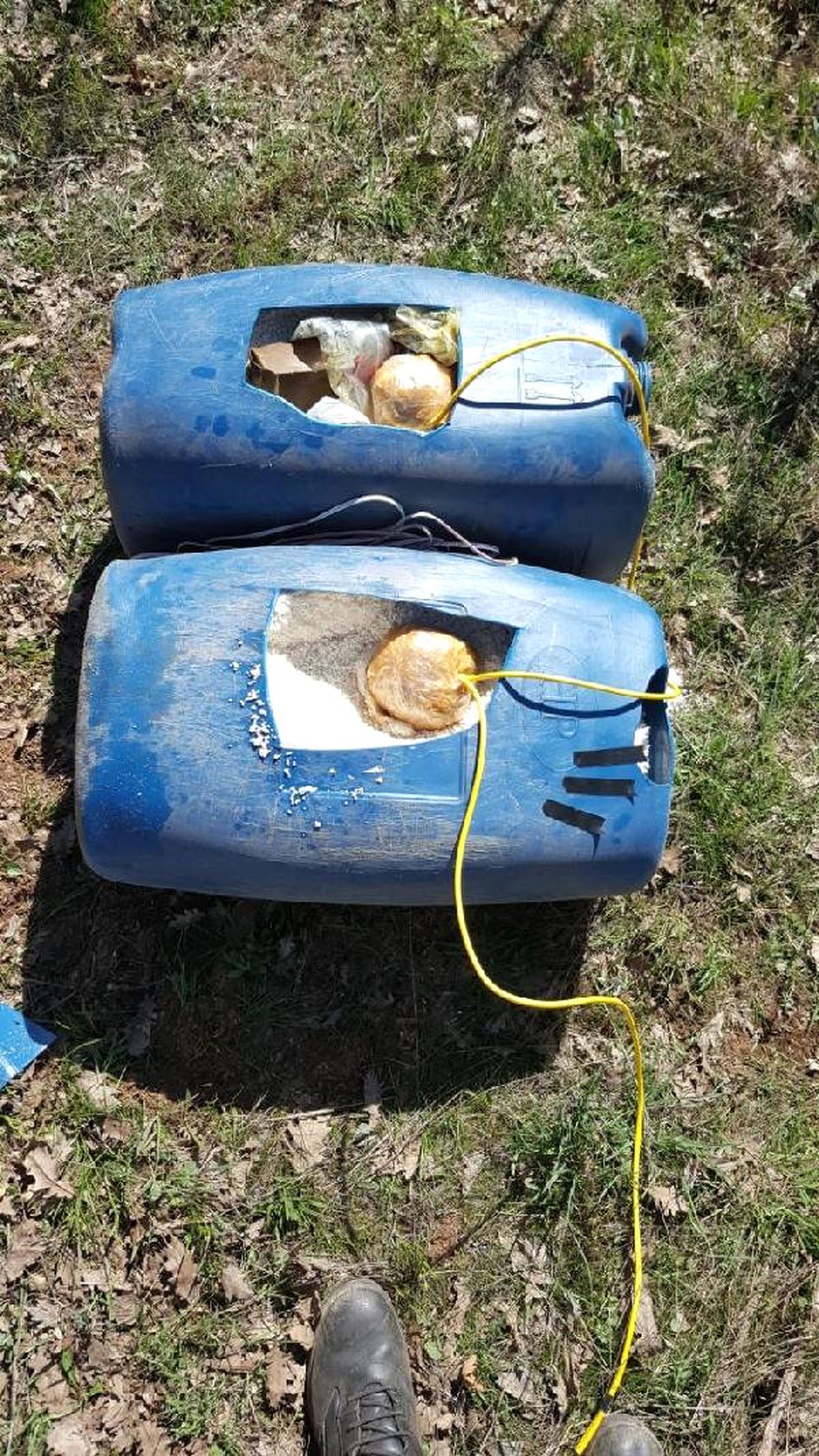 Bitlis\'te Menfezde Yerleştirilmiş 150 Kilo Patlayıcı İmha Edildi