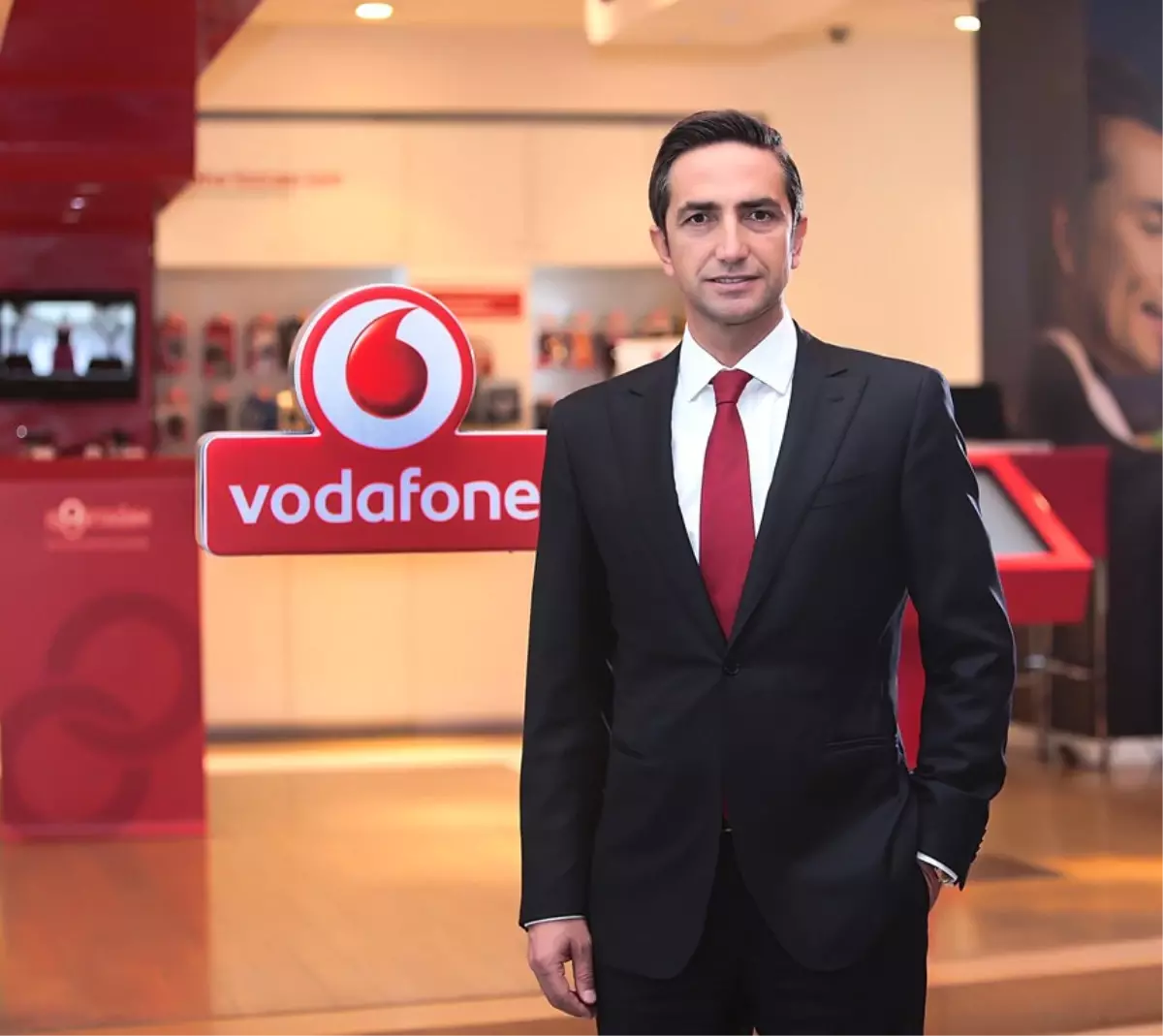 Engin Aksoy: "1 Yılda 2 Milyon Vodafone\'luya Yaklaşık 70 Milyon TL Fayda Sunduk"