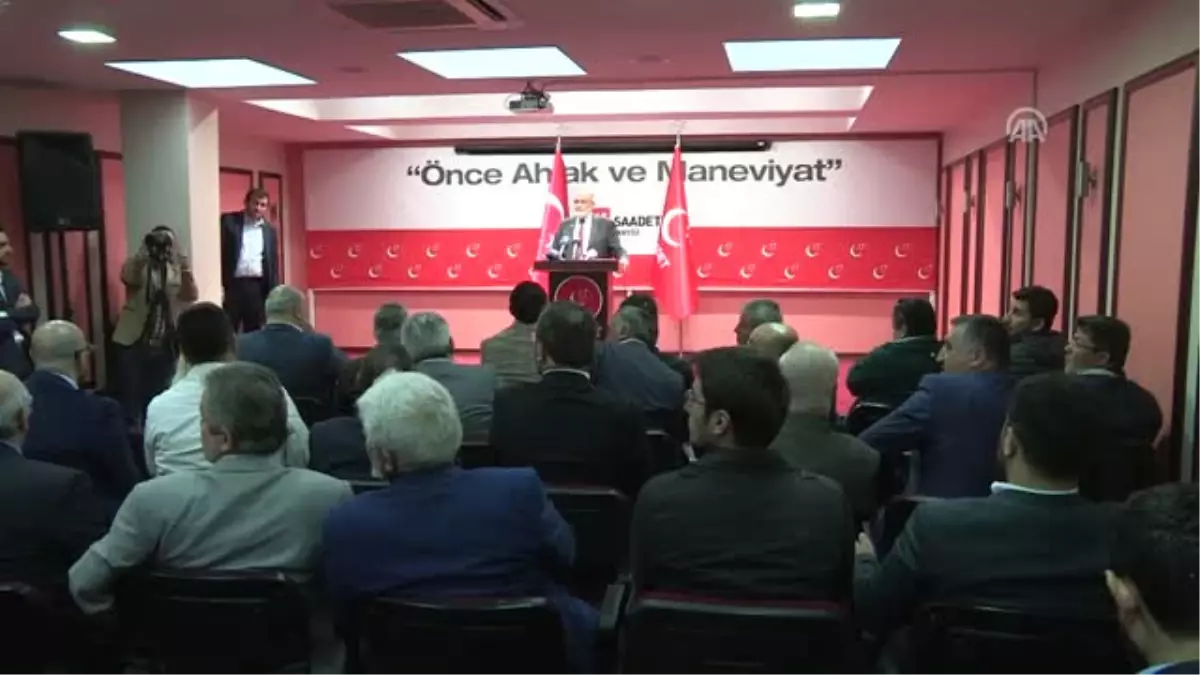 Karamollaoğlu - Abdullah Gül\'ün, Saadet Partisi\'nin Başına Geçeceği Yönündeki Iddialar