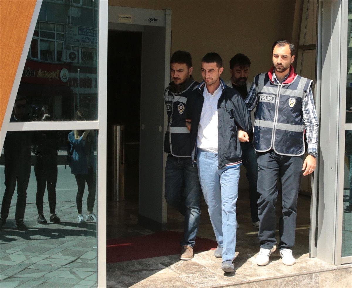 Kocaeli\'de İşçilerin Soyunma Odasından Hırsızlık İddiası