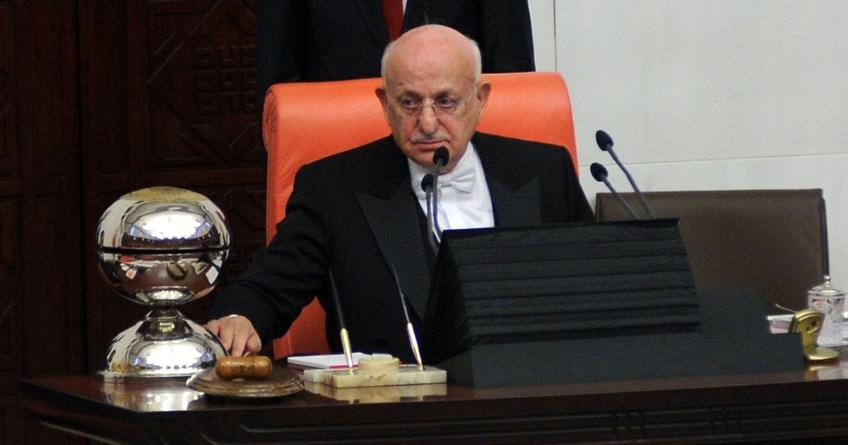 Meclis Başkanı Kahraman\'dan Akpm\'ye Sert Tepki
