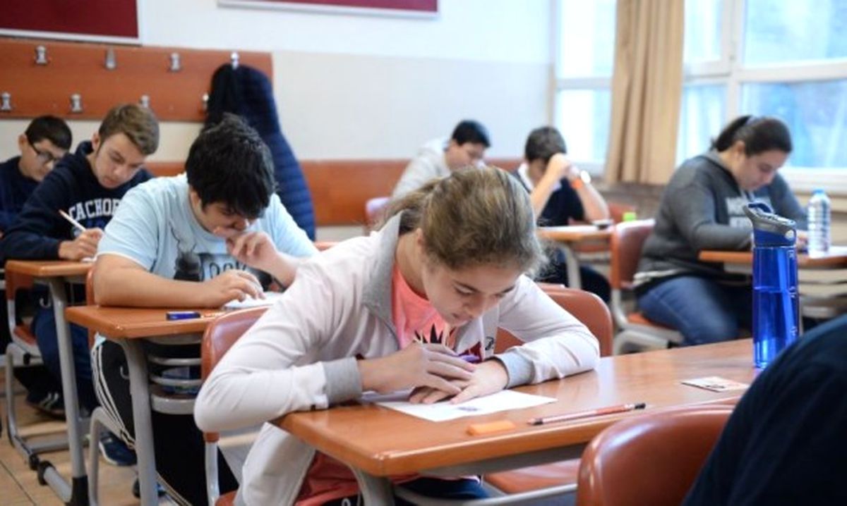 Önce Nefes Egzersizi Yapıp Sonra Sınava Girdiler