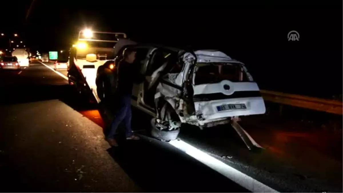 Şanlıurfa\'da Zincirleme Trafik Kazası: 3 Yaralı