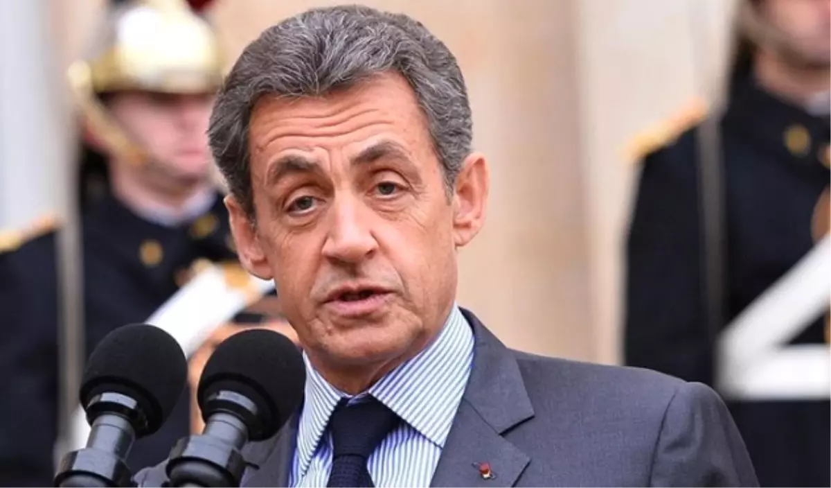 Sarkozy\'nin Oyu Macron\'a