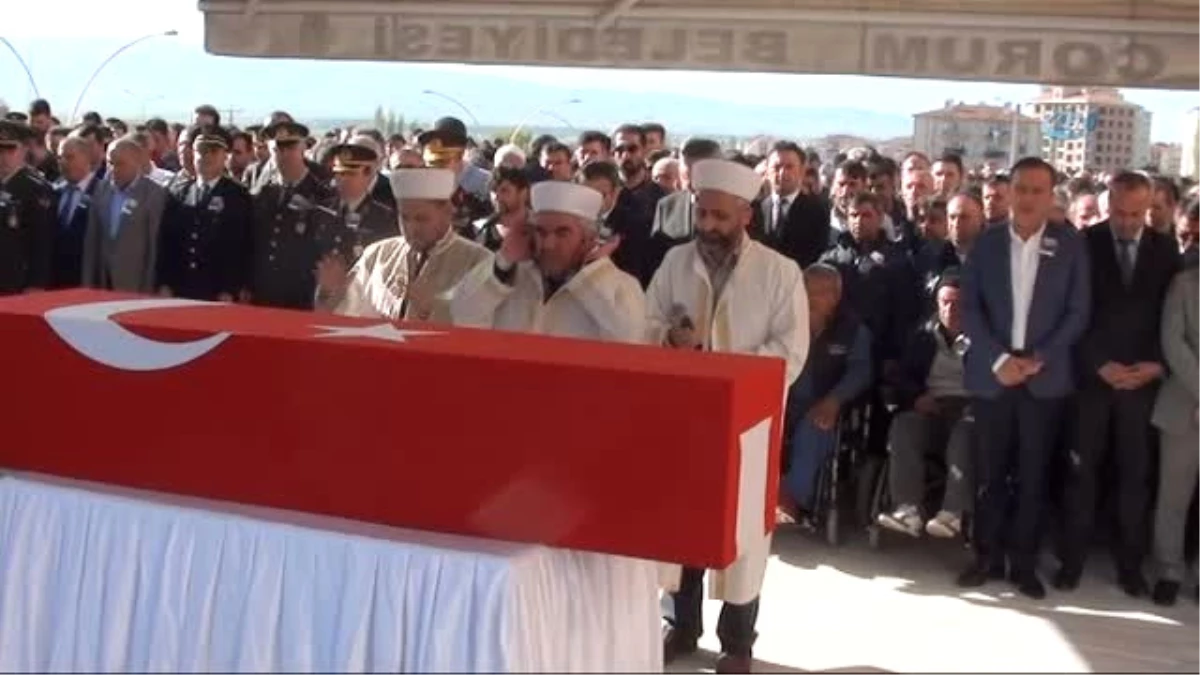 Şehit Uzman Çavuş Son Yolculuğuna Uğurlandı... Cenazeye Binlerce Vatandaş Katıldı