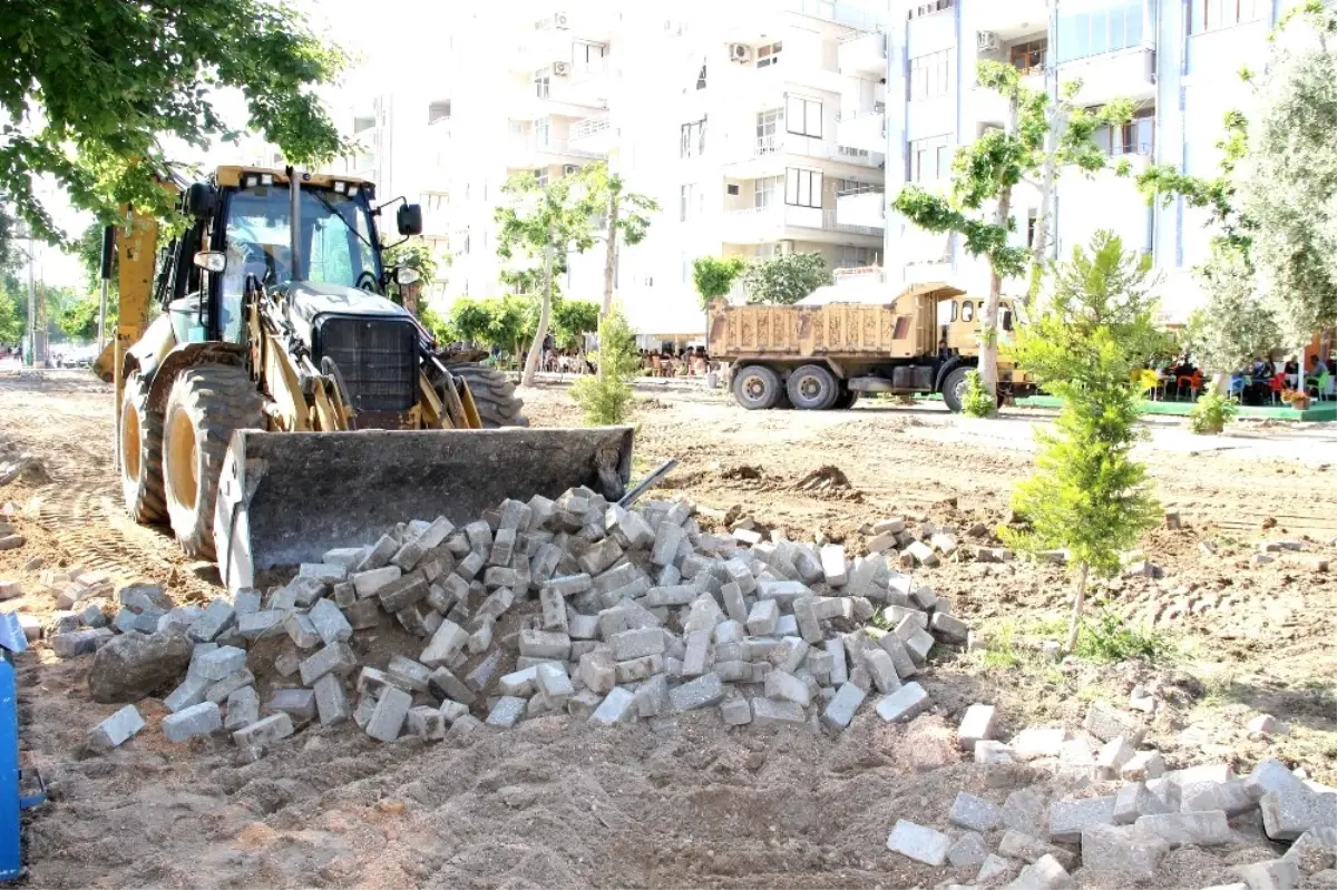 Silifke Belediyesi\'nden Peyzaj Çalışmaları