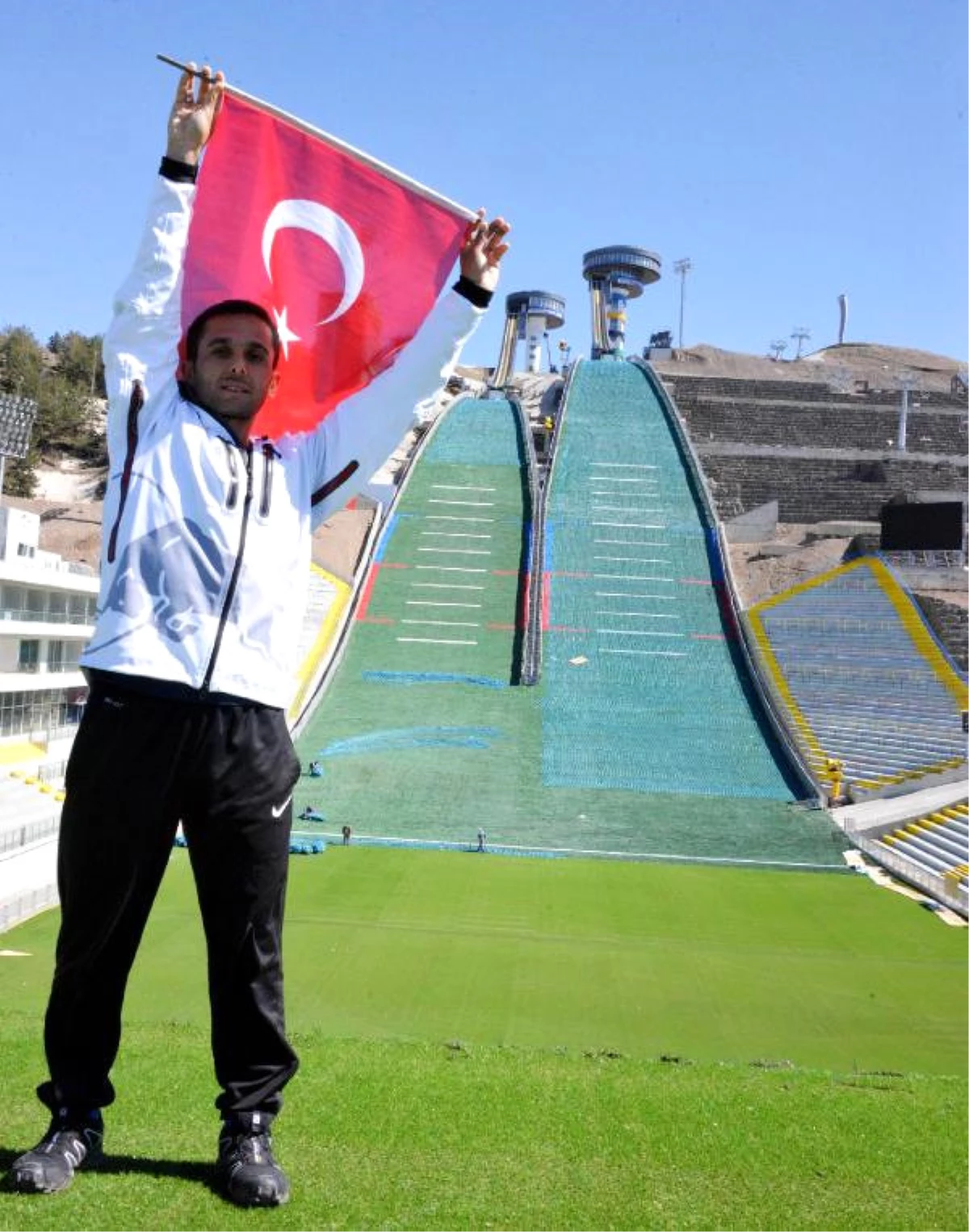 Sporcu Arslan, Kuleye Bayrak Dikecek