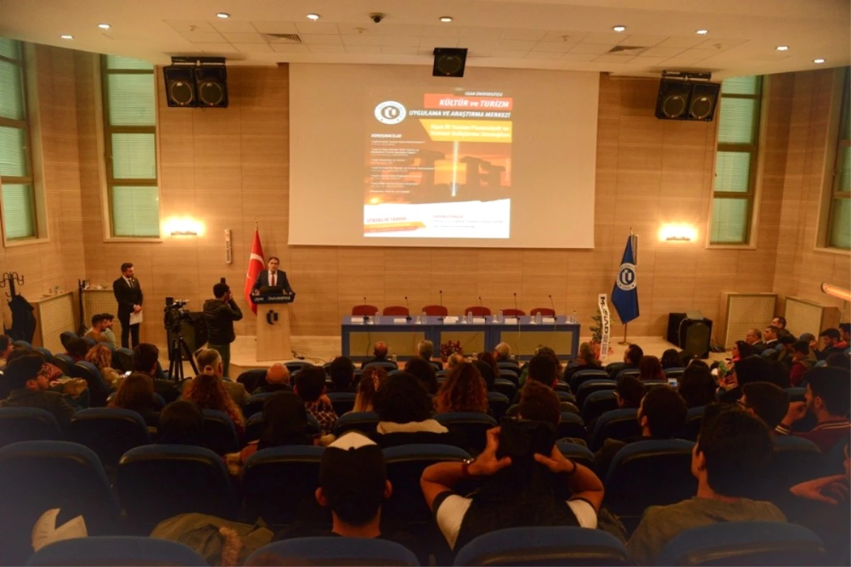 Uşak Üniversitesi\'nde Turizm Paneli