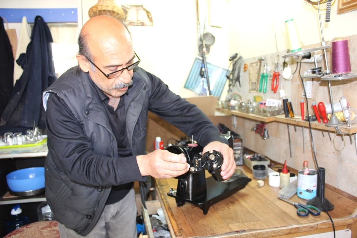 70 Yıllık Dikiş Makineleri İlgi Görmeye Başladı