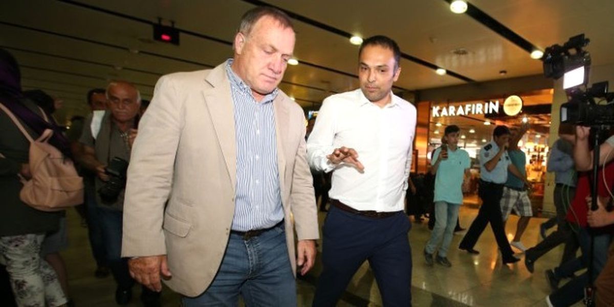 Advocaat Nasıl İkna Oldu!
