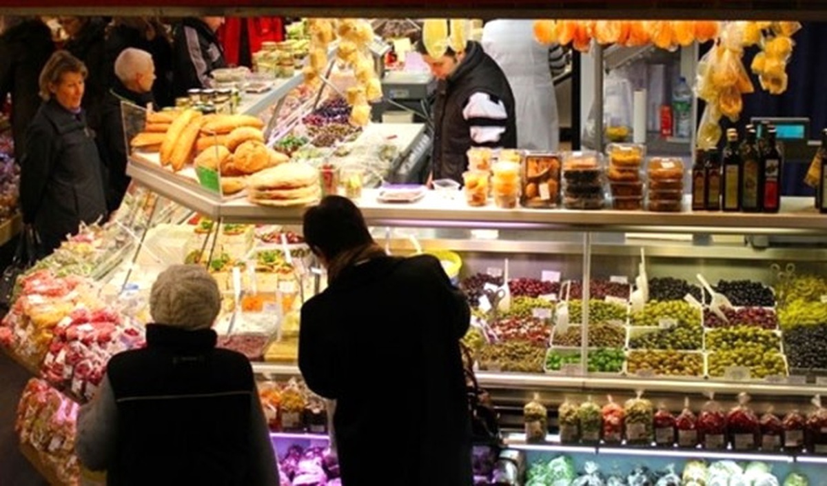 Almanya\'da Yıllık Enflasyon Beklentinin Hafif Üzerinde