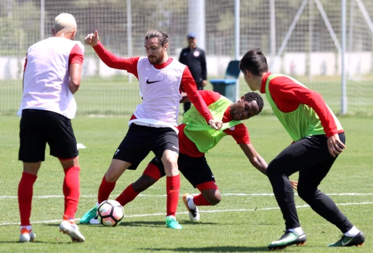 Antalyaspor\'da Adanaspor Hazırlıkları Sürüyor
