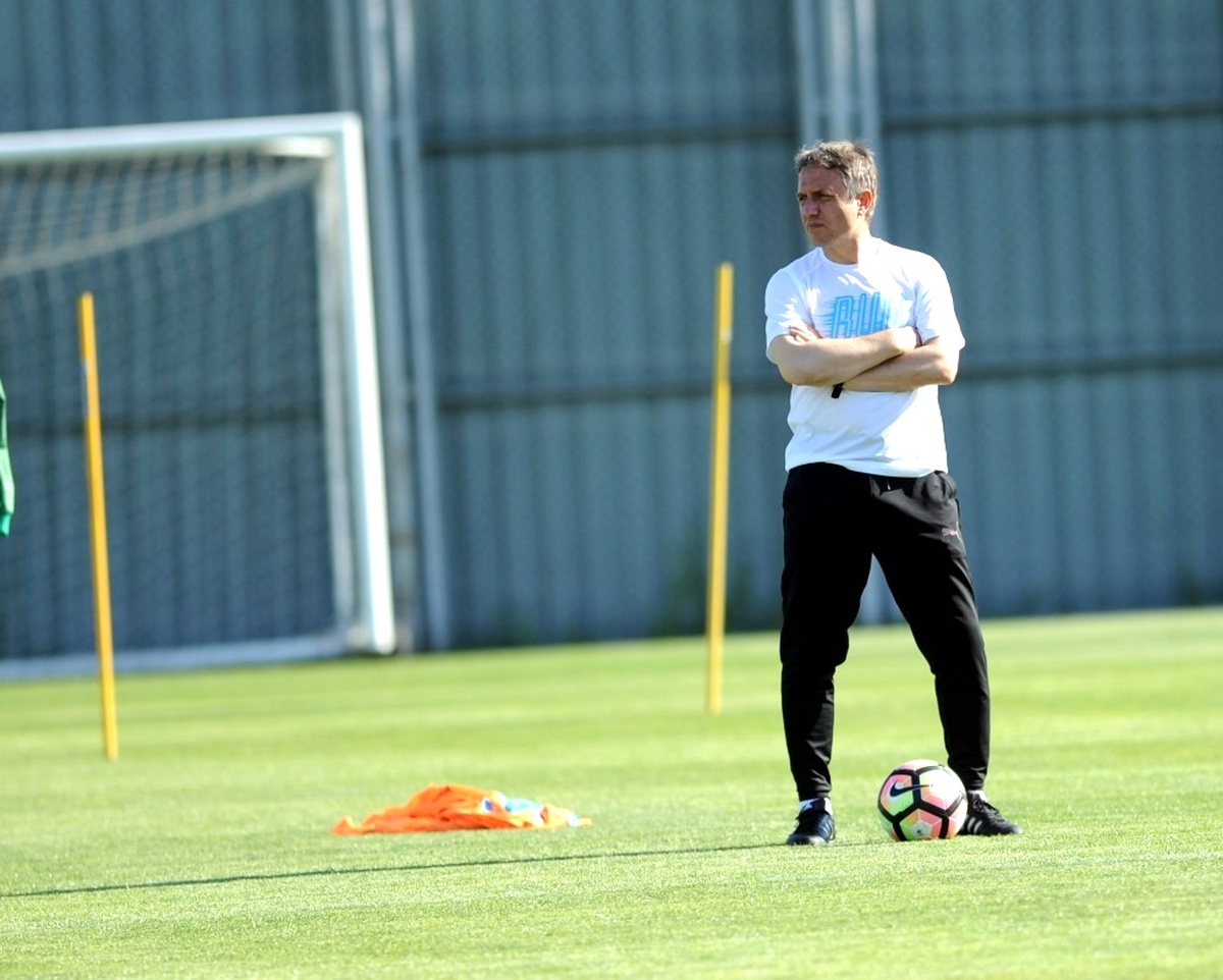Bursaspor\'da Galatasaray Mesaisi Sürüyor