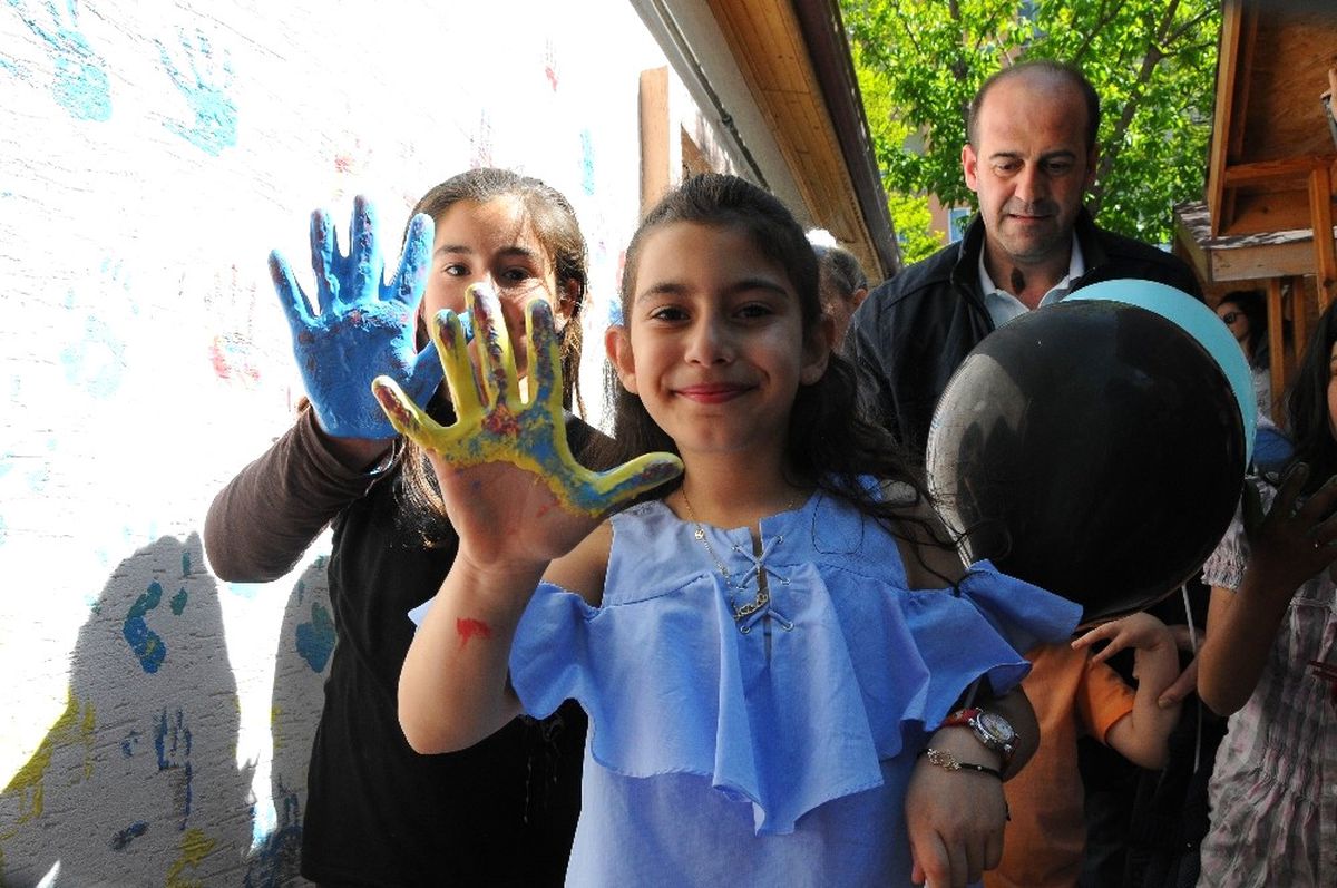 Eskişehir\'de Muhtarlığa Çocuk Eli Değdi