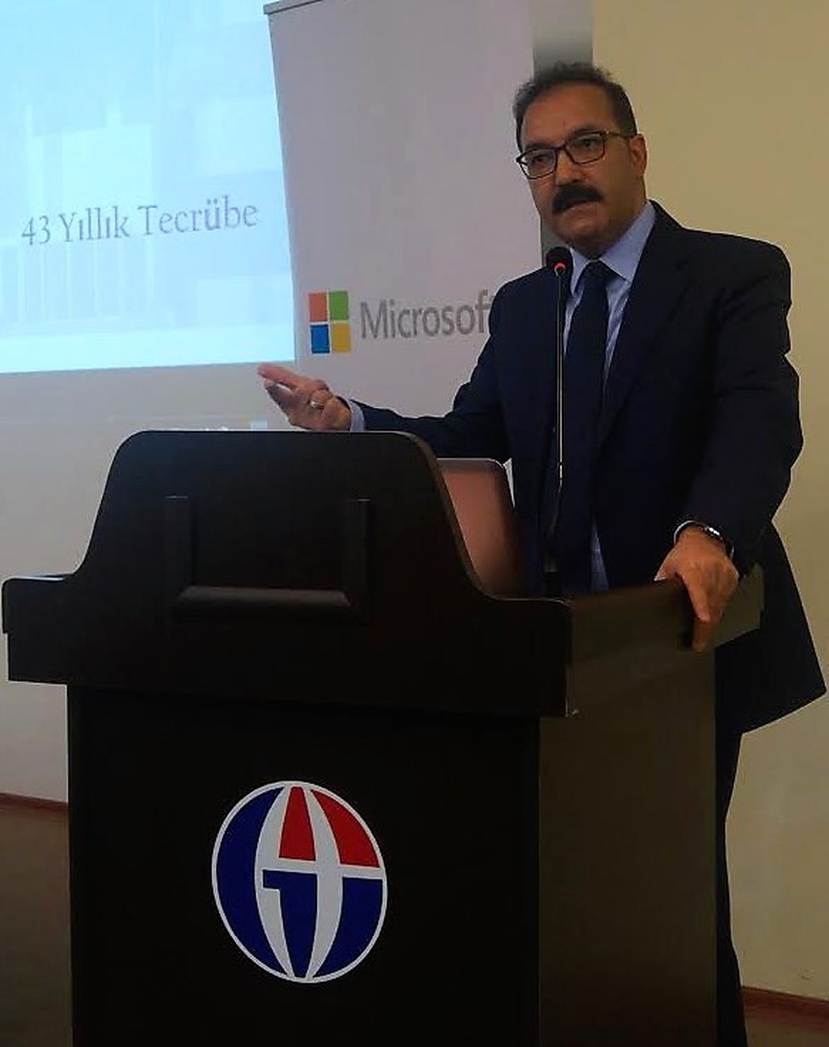 Gaün\'de Microsoft ile Teknoloji ve Kariyer Günü Etkinliği