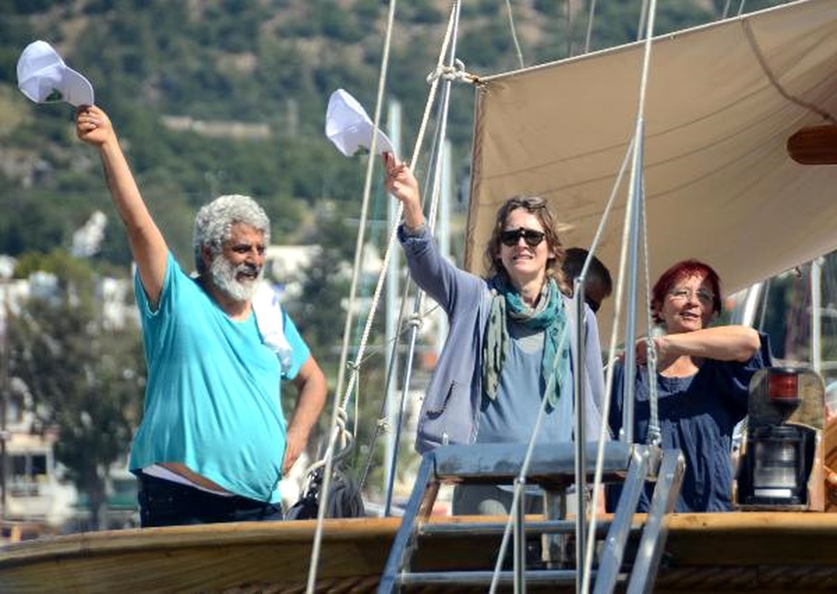 Gökova Koylarında, \'Muğla Cennet Kalsın\' Diyecekler