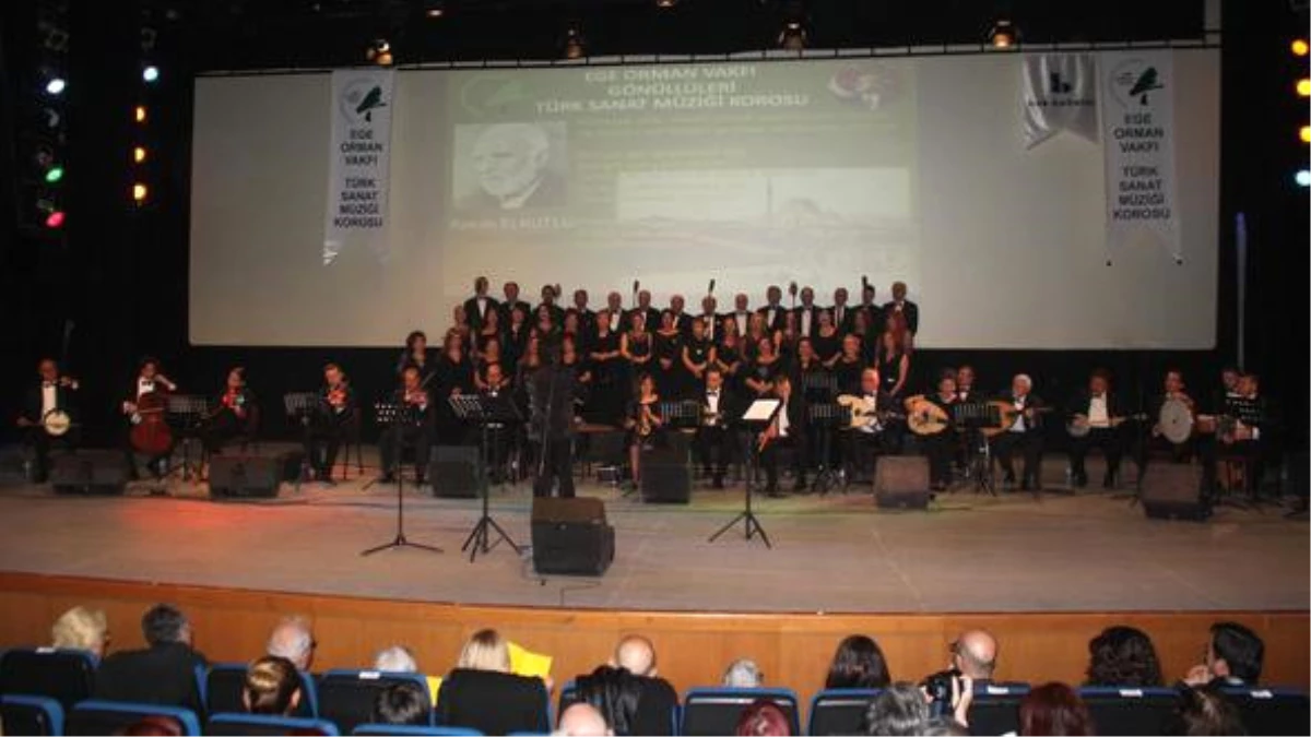 Kü\'de Türk Sanat Müziği Konseri