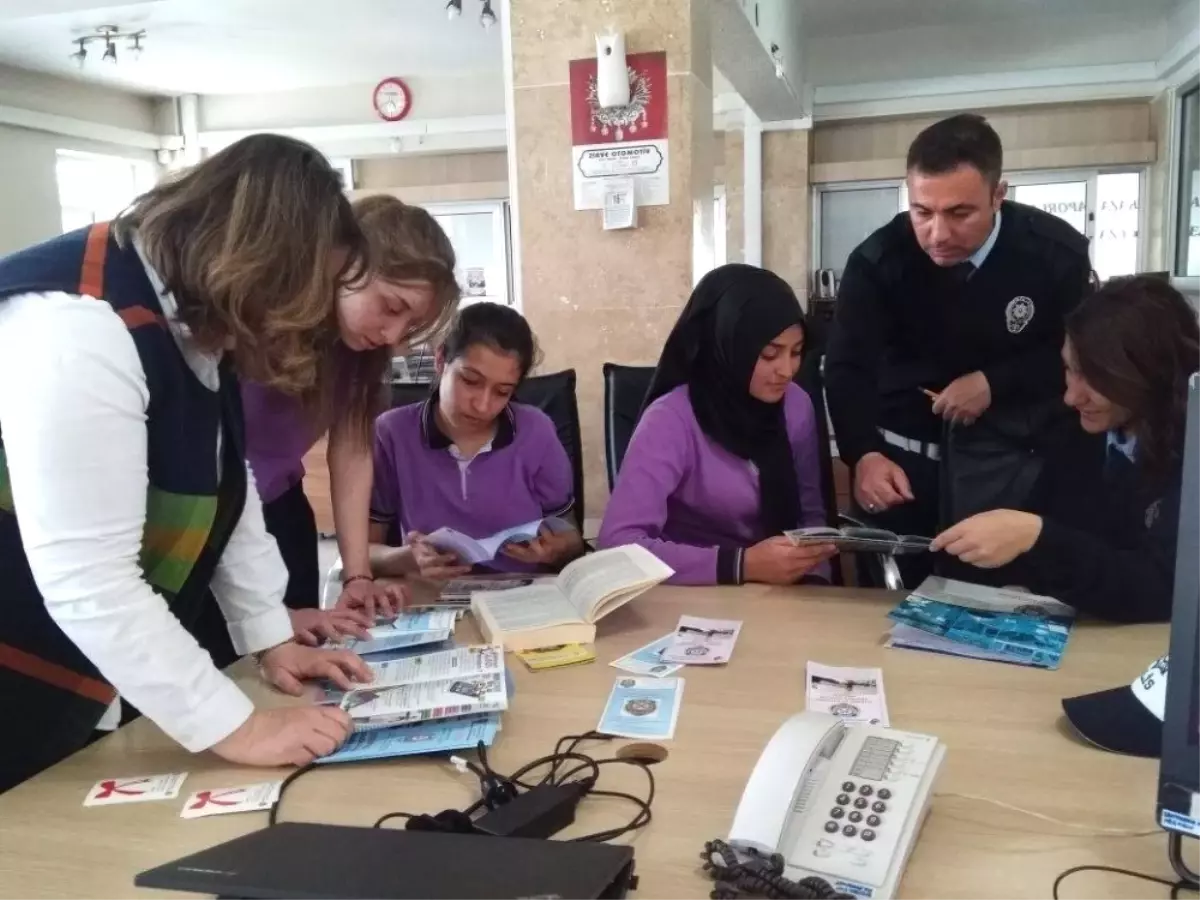 Lise Öğrencileri Güvenli Trafik İçin Tanıtım Filmi Hazırladı